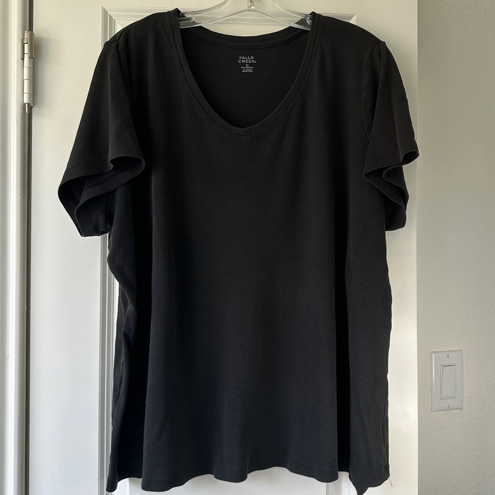Falls Creek Womens Black‎ Short Sleeve V-Neck Tee Clean Girl Aesthetic Basic